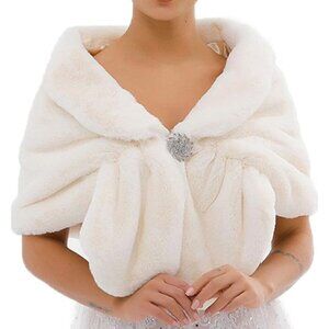 Vintage-Inspired Ivory Faux Fur Bridal Wrap With Rhinestone Brooch